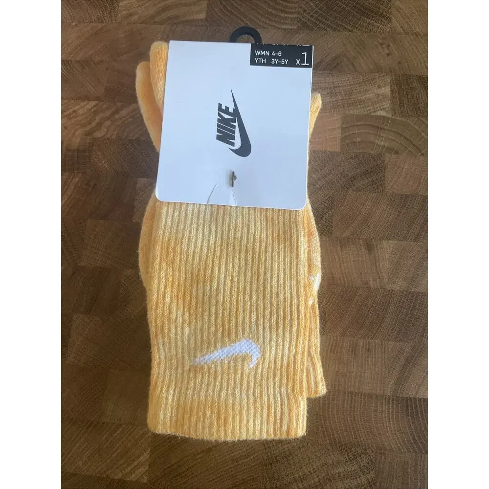 Nike NRG Essential Crew Socks Yellow Tie Dye Small Unisex Size small